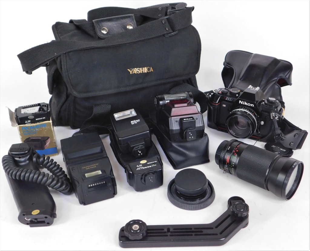 Appraisal: NIKON N MM SLR CAMERA WITH BAG Nikon N SLR