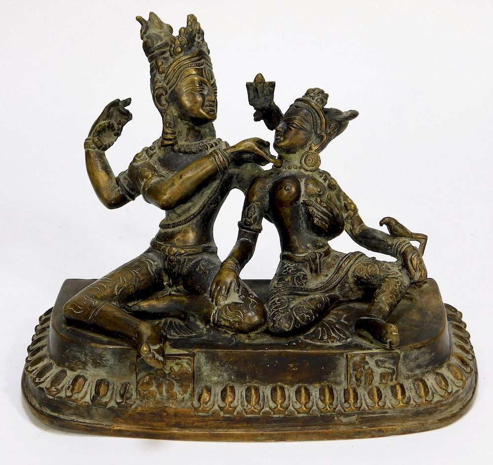 Appraisal: Antique Indian Vishnu and Lakshmi Bronze Statue India Late th-Early