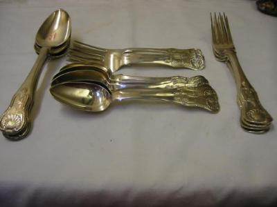 Appraisal: A COMPOSITE VICTORIAN FLATWARE SERVICE in Kings pattern part single