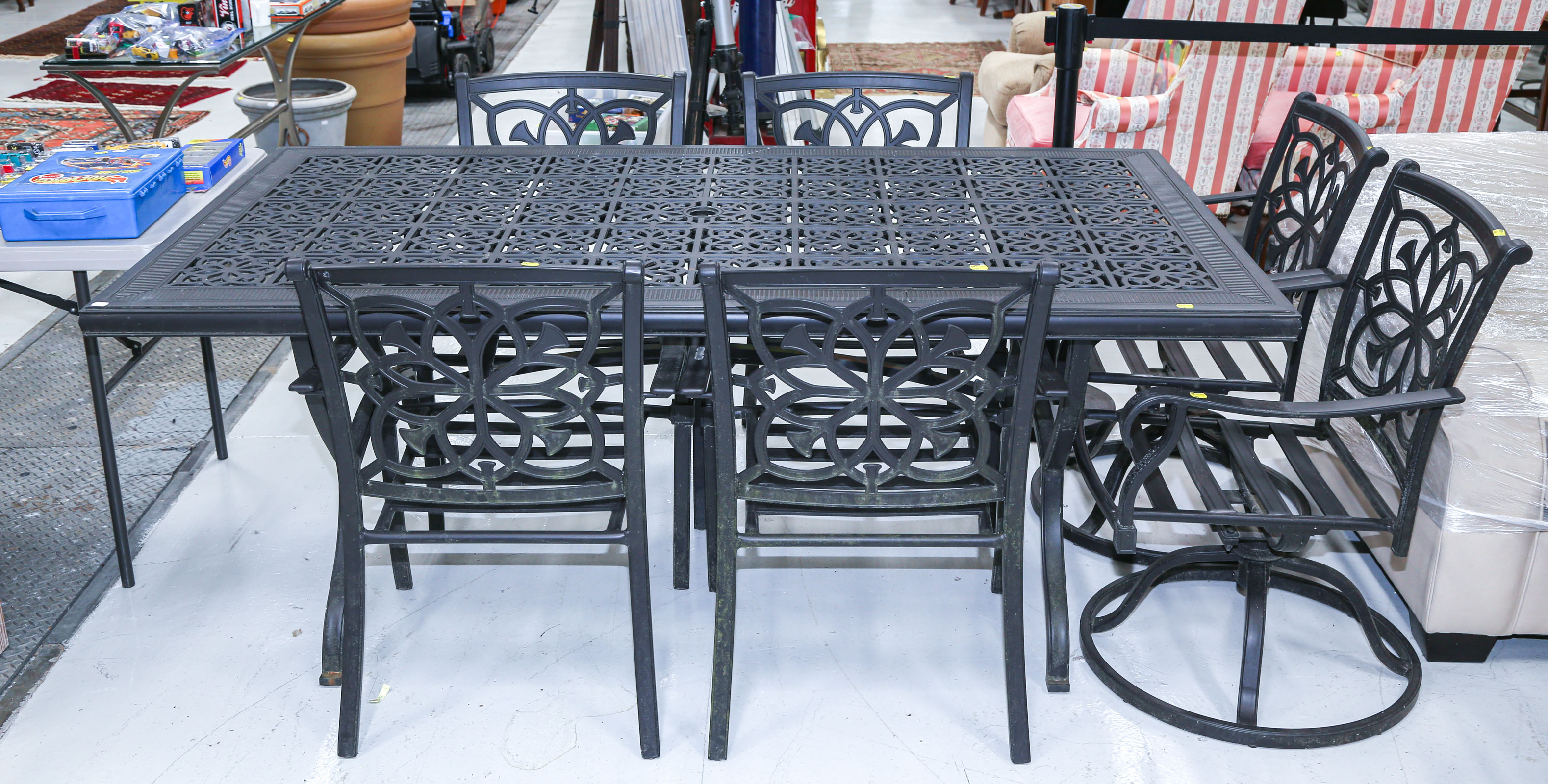 Appraisal: SEVEN-PIECE ALUMINUM PATIO SET Including a table in H in