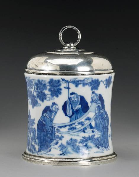 Appraisal: A blue and white porcelain bitong Ming Chenghua Mark Republican