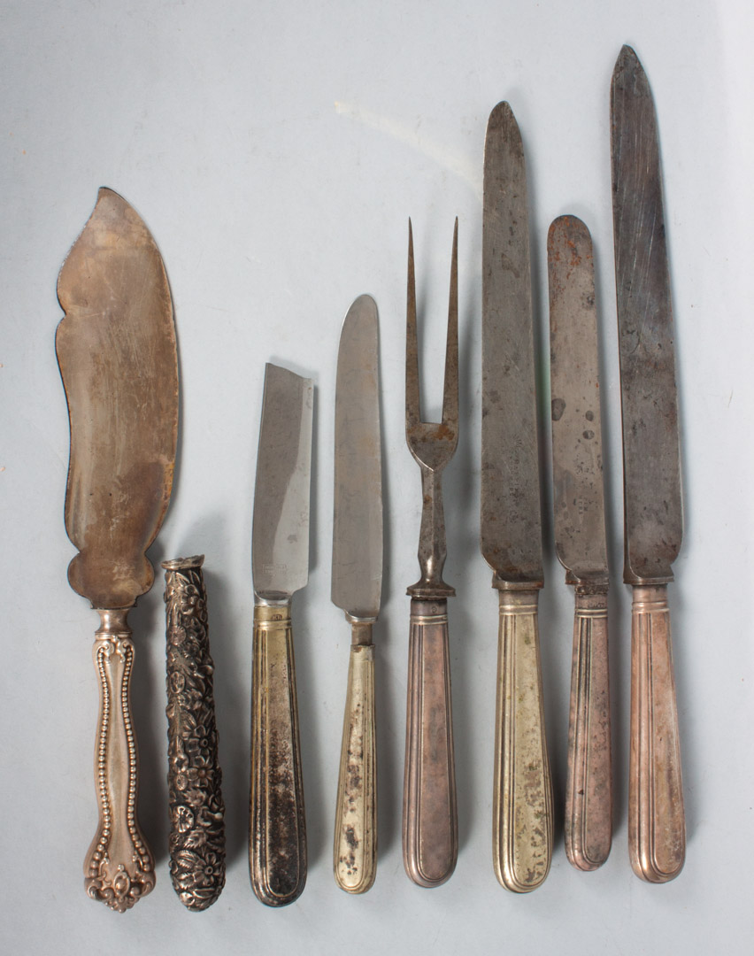 Appraisal: Group of sterling plated handled flatware items including carving knives