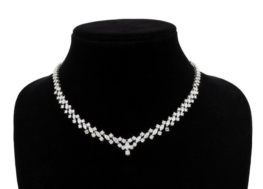 Appraisal: A P K WHITE GOLD CTW DIAMOND NECKLACE A P