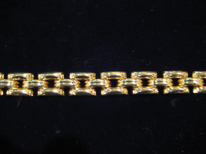 Appraisal: ROSE GOLD BRACELET k rose gold polished retro bracelet Weight