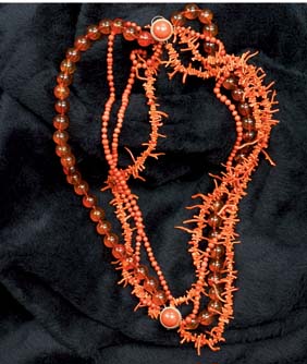 Appraisal: CORAL AND AMBER NECKLACE Very unusual amber and coral necklace