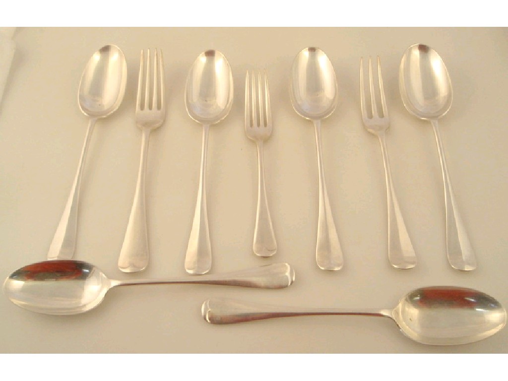 Appraisal: A set of six silver rat tail pattern serving spoons