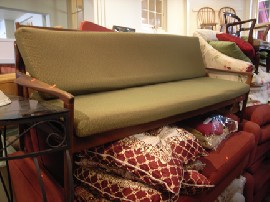 Appraisal: 'S LOUNGE DAYBED