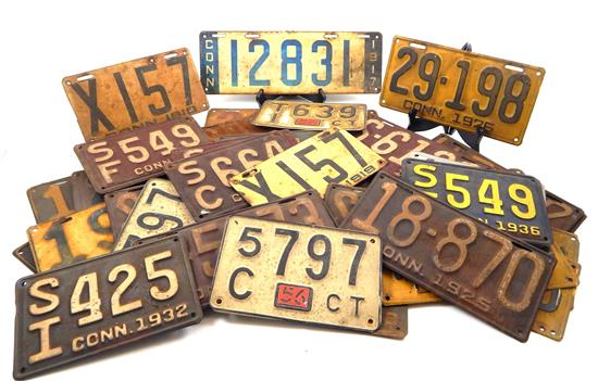 Appraisal: Early mid- th C Connecticut state metal license plates -