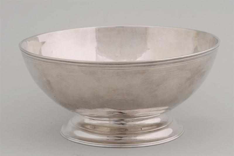 Appraisal: AMERICAN SILVER FOOTED BOWL WITH ENGRAVED MONOGRAM Maker's mark WG