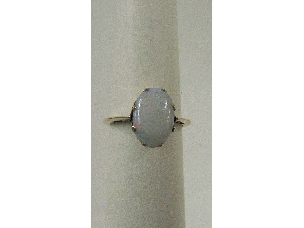 Appraisal: Rose gold opal single stone ring Ring size O