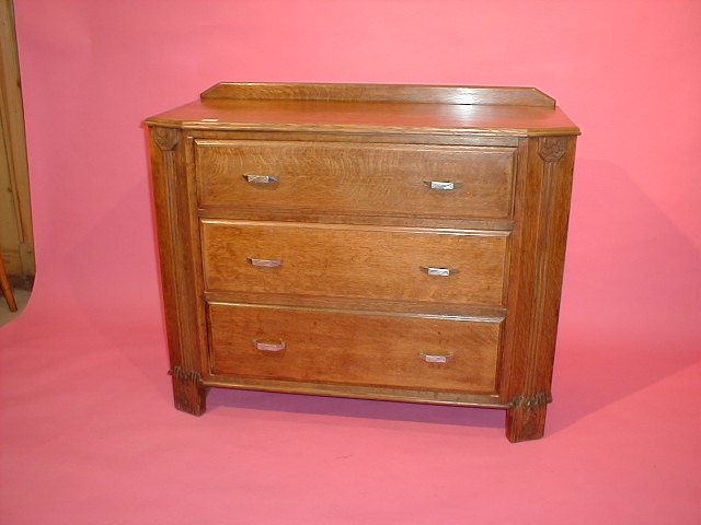 Appraisal: An oak three drawer chest