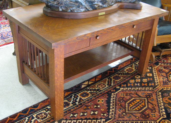 Appraisal: A MISSION OAK LIBRARY TABLE American c having a rectangular