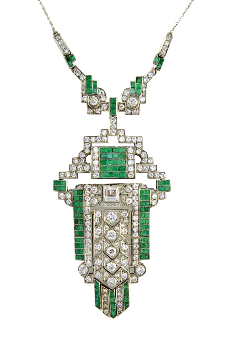 Appraisal: A diamond moissanite and emerald necklace in a pierced and