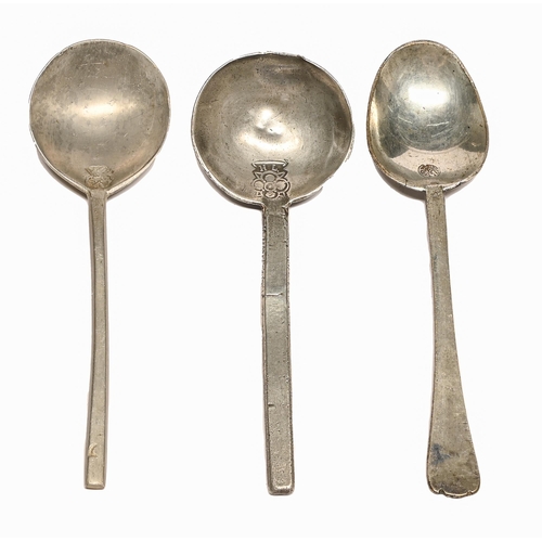 Appraisal: Two Northern European pewter spoons th c the round or