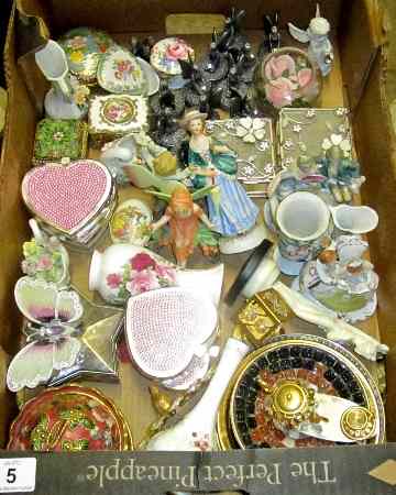 Appraisal: A Collection of pottery to include various figurines trinket boxes