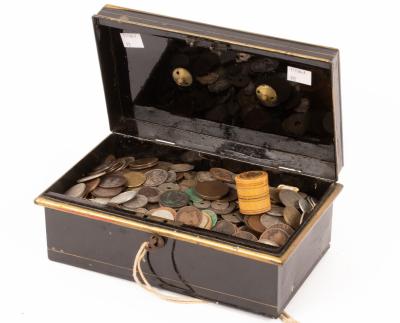 Appraisal: A box of sundry coins British and foreign to include