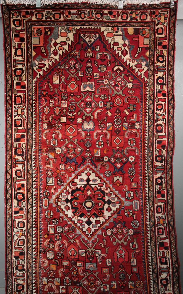 Appraisal: AREA RUG - ' X ' - Hamadan Area Rug