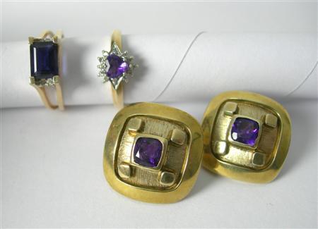 Appraisal: A ct gold mounted amethyst and diamond set cluster ring