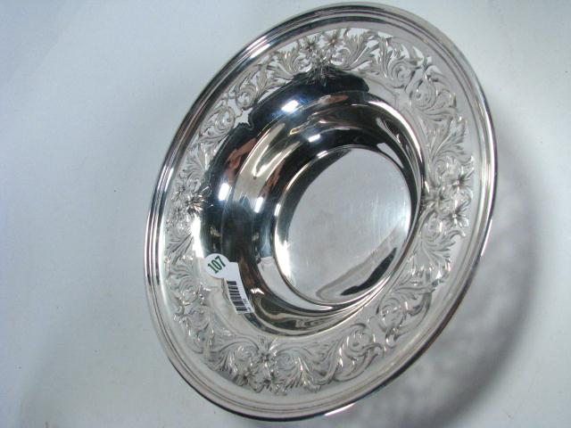 Appraisal: sterling bowl with reticulated floral and leaf motif rim minor