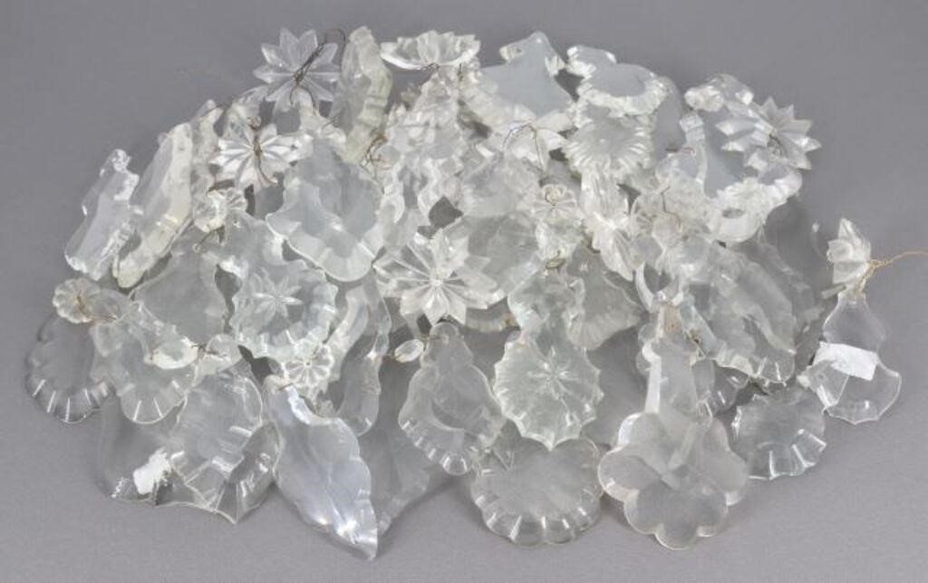 Appraisal: lot Crystal pendalogues for chandeliers parts and pieces varied sizes