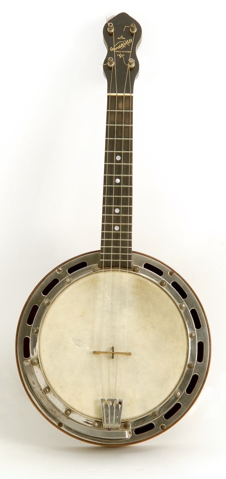 Appraisal: LUDWIG WENDELL HALL PROFESSIONAL MODEL BANJO-UKE sWith resonator Original hardshell