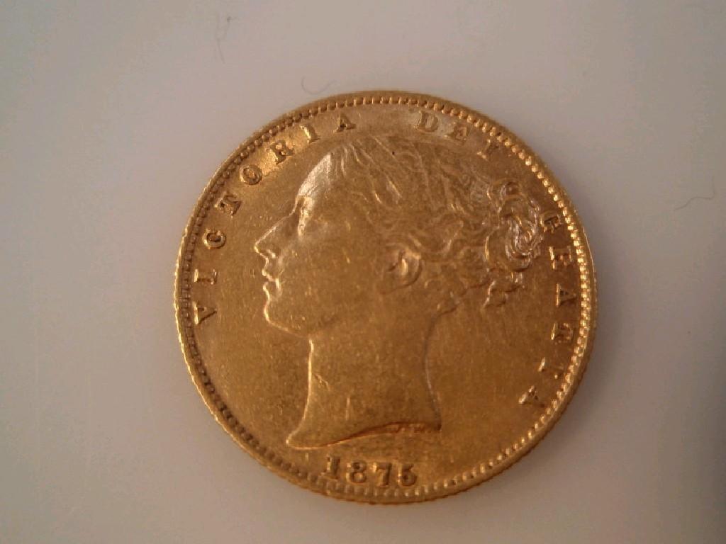 Appraisal: A Victorian gold sovereign with shield back dated