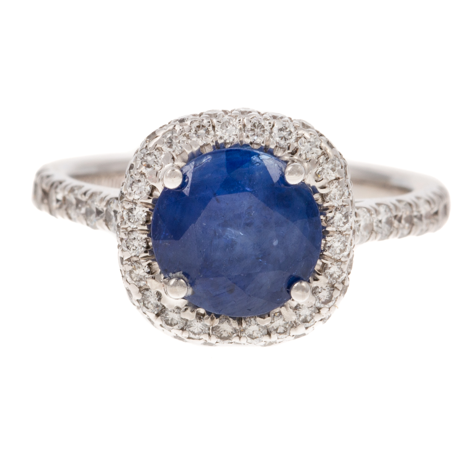 Appraisal: A CT SAPPHIRE DIAMOND HALO RING IN PLATINUM Platinum ring