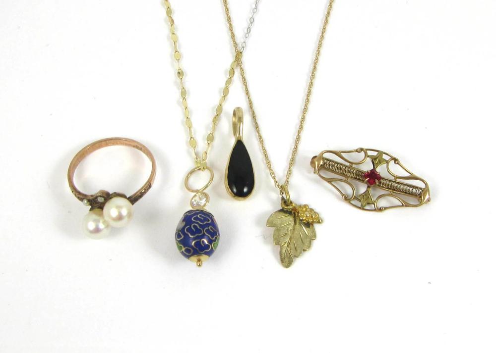 Appraisal: FIVE ARTICLES OF YELLOW GOLD JEWELRY including a pendant necklace