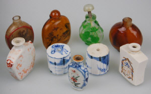 Appraisal: Seven Chinese snuff bottles including an agate bottle stopper three