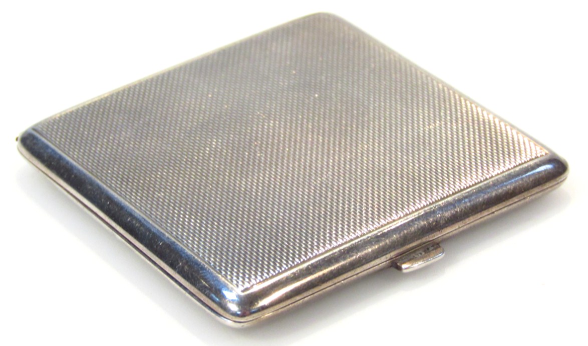 Appraisal: A George VI powder compact by Chrisford Norris Ltd the