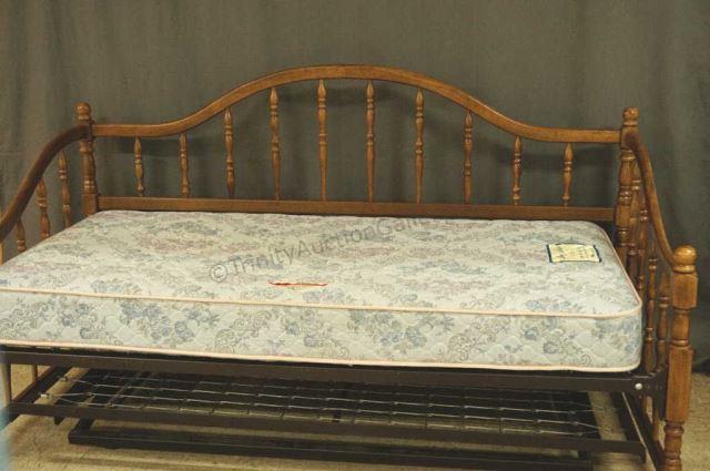 Appraisal: Oak Twin Size Trundle Bed Set Daybed Includes Sleep Master