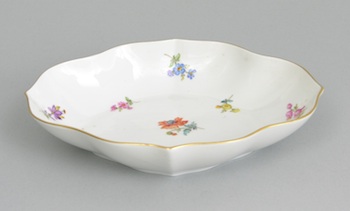 Appraisal: A Delicate Meissen Sweetmeat Dish A Meissen porcelain dish approx