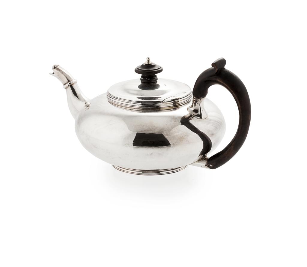 Appraisal: A George III silver teapot M S London of squat