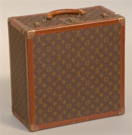 Appraisal: LOUIS VUITTON CASE W X H D