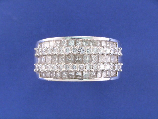 Appraisal: An ct white gold diamond set dress ring estimated total