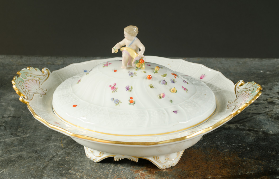 Appraisal: MEISSEN FINE PORCELAIN COVERED VEGETABLE BOWL having putti handle on