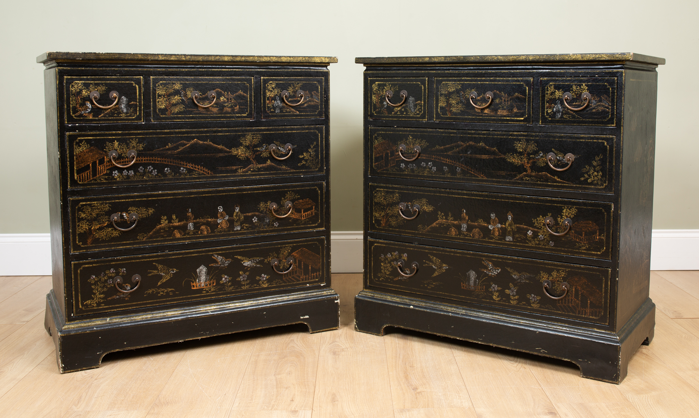 Appraisal: A pair of contemporary chinoiserie decorated chest of drawers comprising