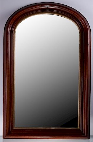 Appraisal: Mahogany Arched Top Mirror Early to Mid- th Century mahogany