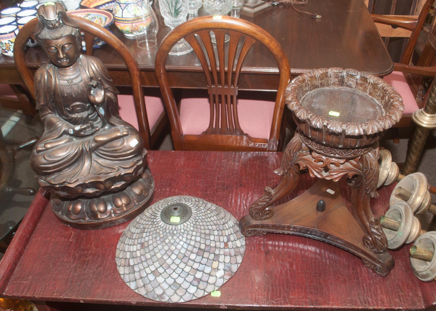 Appraisal: Assortment of decorative items including wood stand stained glass lamp