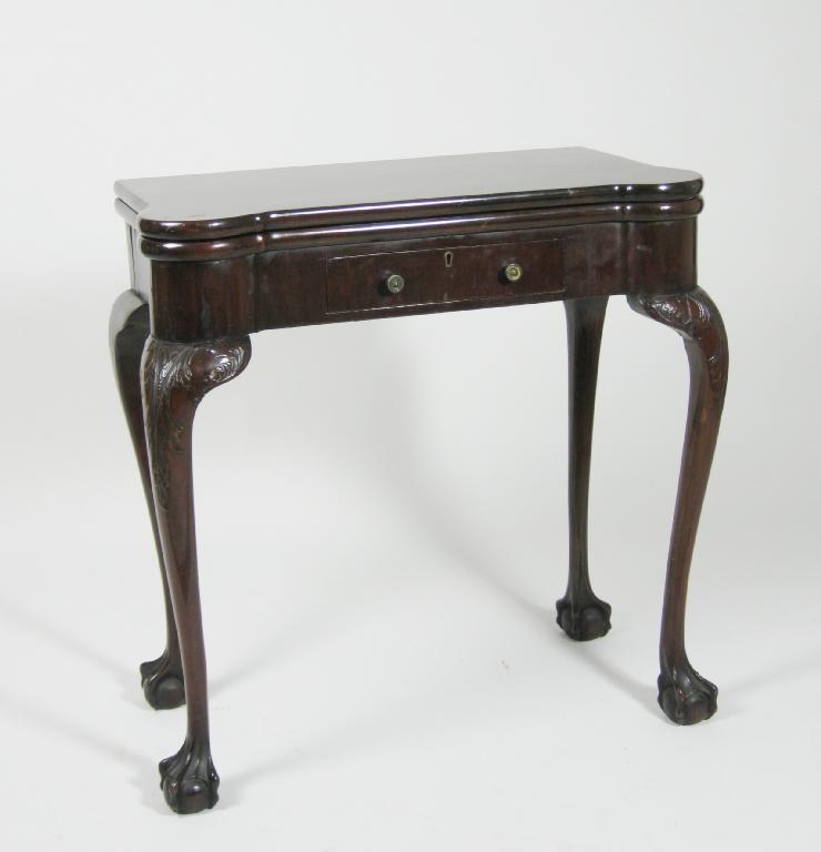 Appraisal: A th Century mahogany Card Table with fold over top