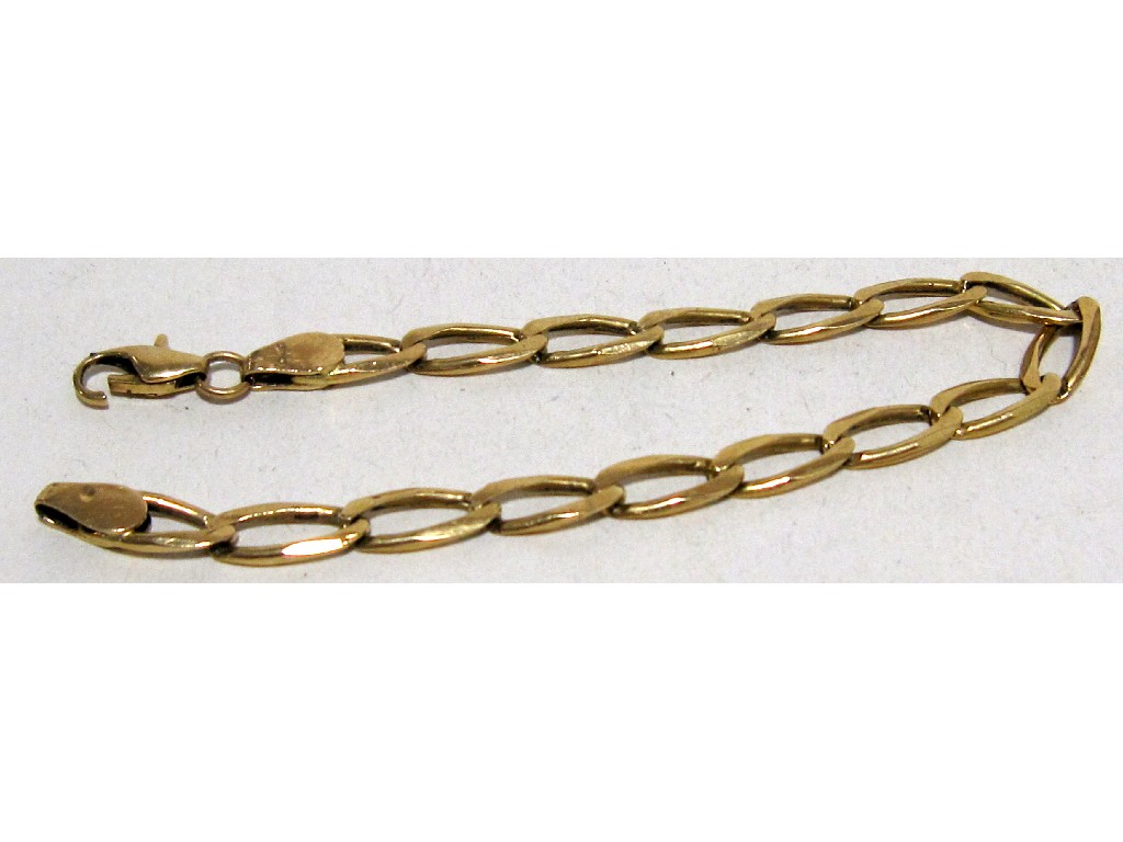 Appraisal: Yellow metal curb link bracelet Approx gms