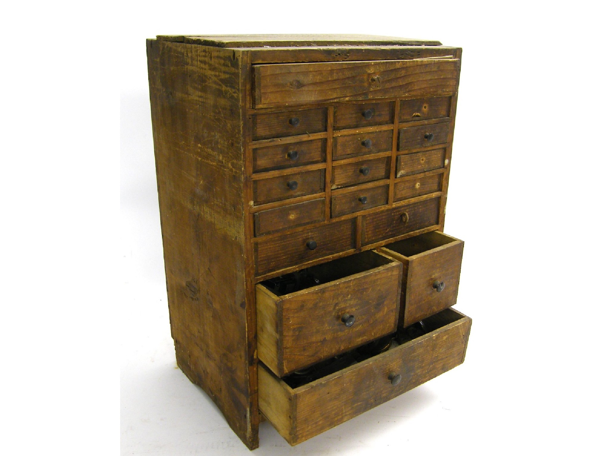 Appraisal: Pine watchmaker's chest containing a large assortment of wristwatch movements