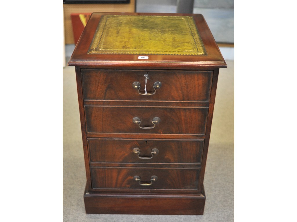 Appraisal: Mahogany filing cabinet with leather top