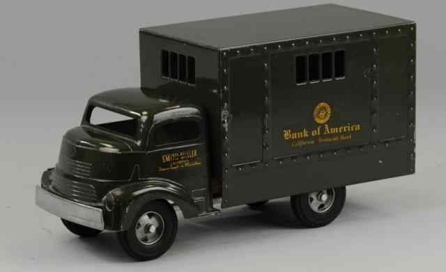 Appraisal: SMITH MILLER ''BANK OF AMERICA'' ARMORED CAR Die cast cab