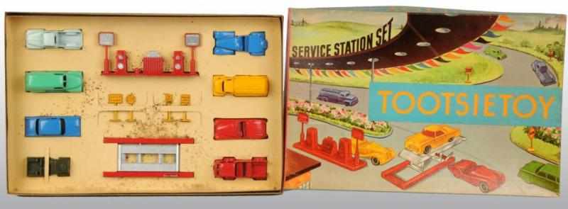 Appraisal: Die-Cast Tootsietoy No Service Station Set Description Includes original box