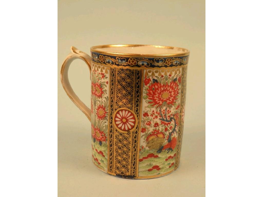 Appraisal: An early thC Chamberlains Worcester mug decorated in Imari colours