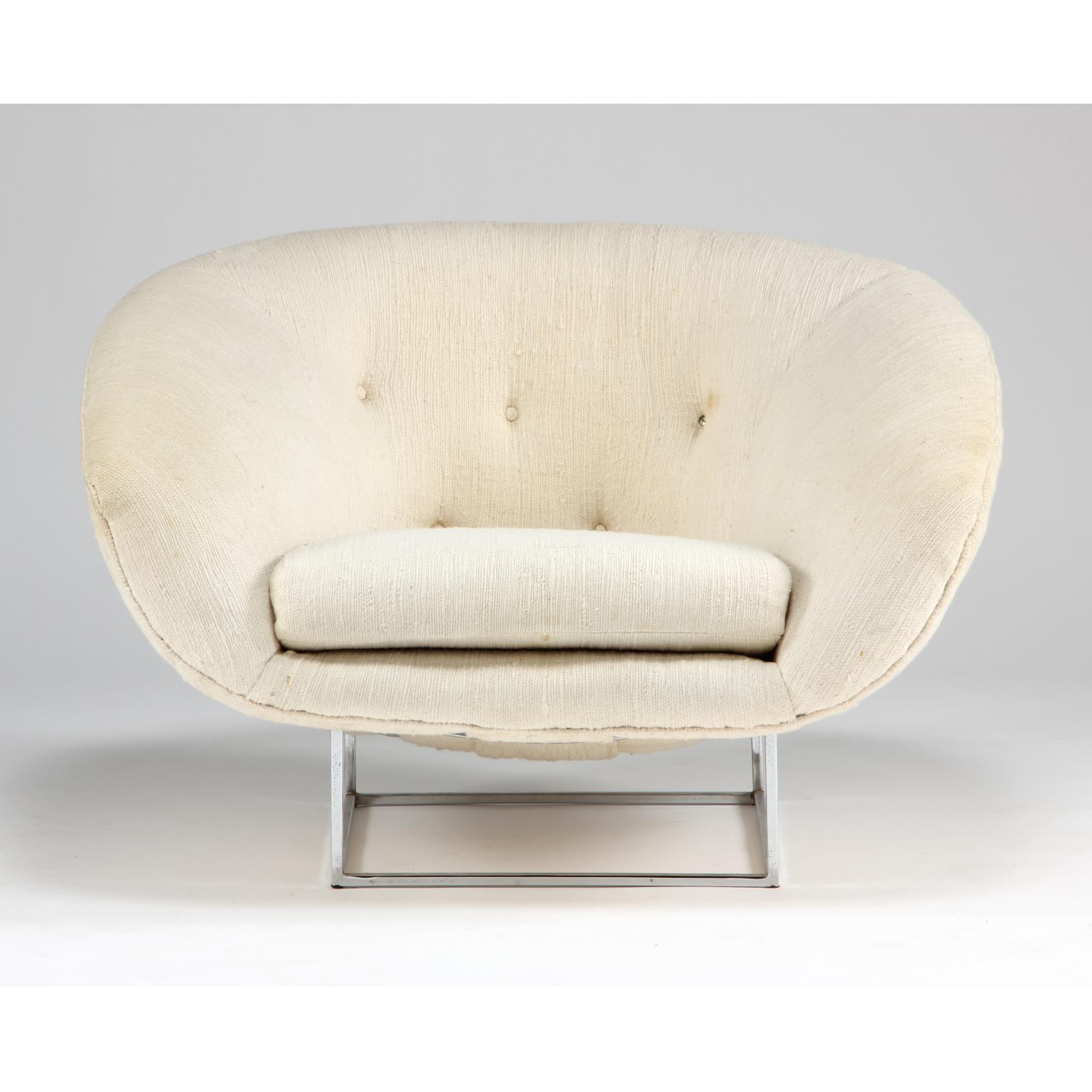 Appraisal: Modernist Club Chair in the style of Milo Baughman in