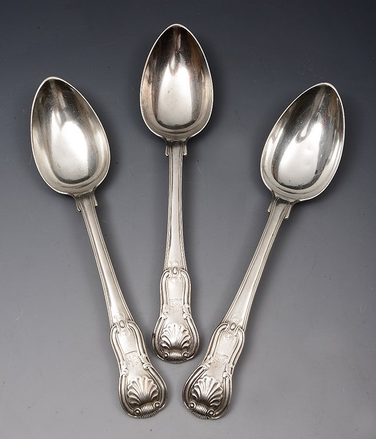 Appraisal: A SET OF THREE SILVER KINGS PATTERN TABLESPOONS with engraved