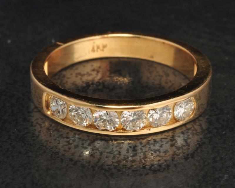 Appraisal: K Y Gold Diamond Ring Description Diamonds ctw Condition Excellent