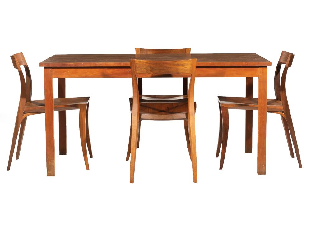 Appraisal: Thomas Moser Cabinet Makers Eastward Dining Table and Four Auburn